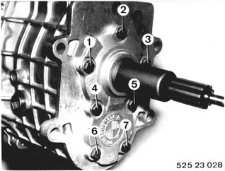 52523028 - Zum Vergrößern klicken